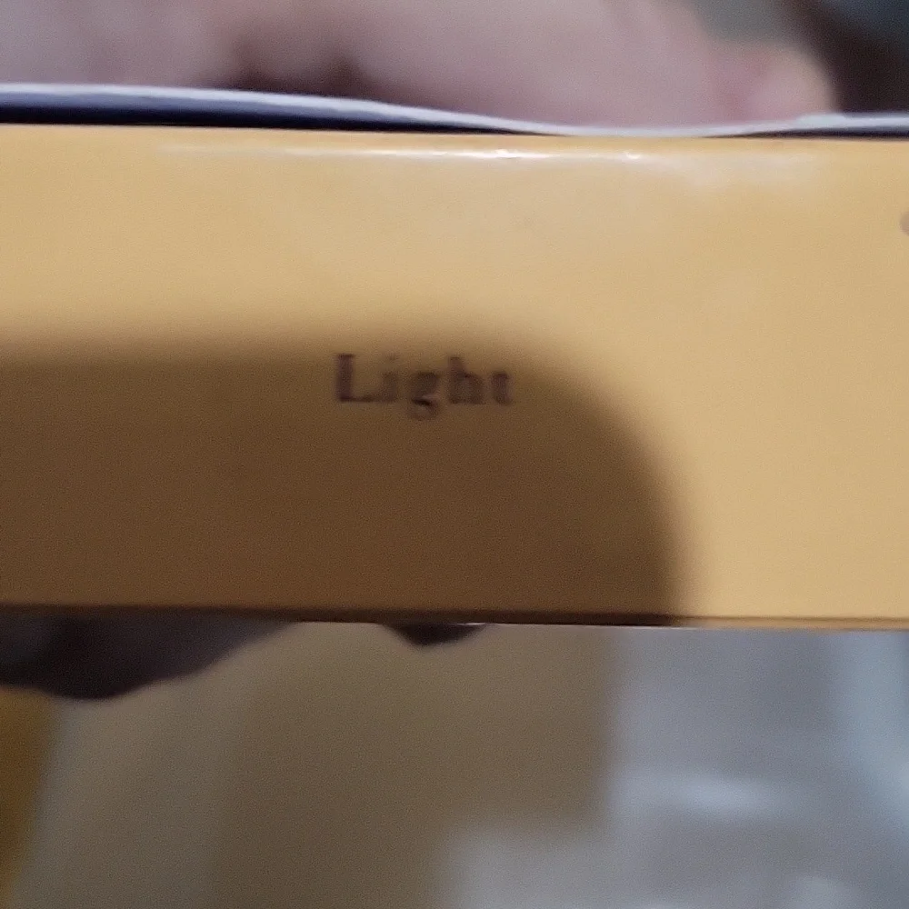 Laura Geller Baked Balance-N-Brighten Foundation - Light